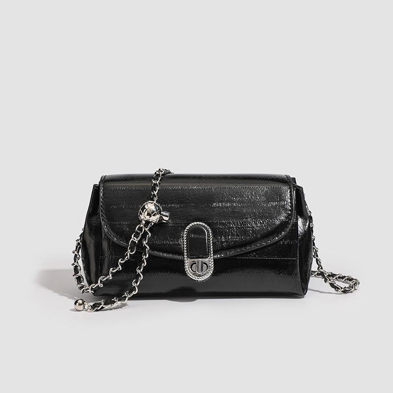 2025 New Autumn Women's Bag Single Shoulder Crossbody Bag Niche Design High-end Fashion Simple Versatile Small Square Bag