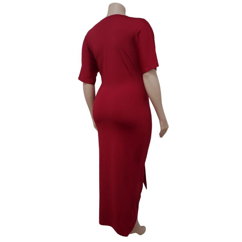 Maxikleid für Übergrößen mit Wickelausschnitt, Gürtel und Schlitz
