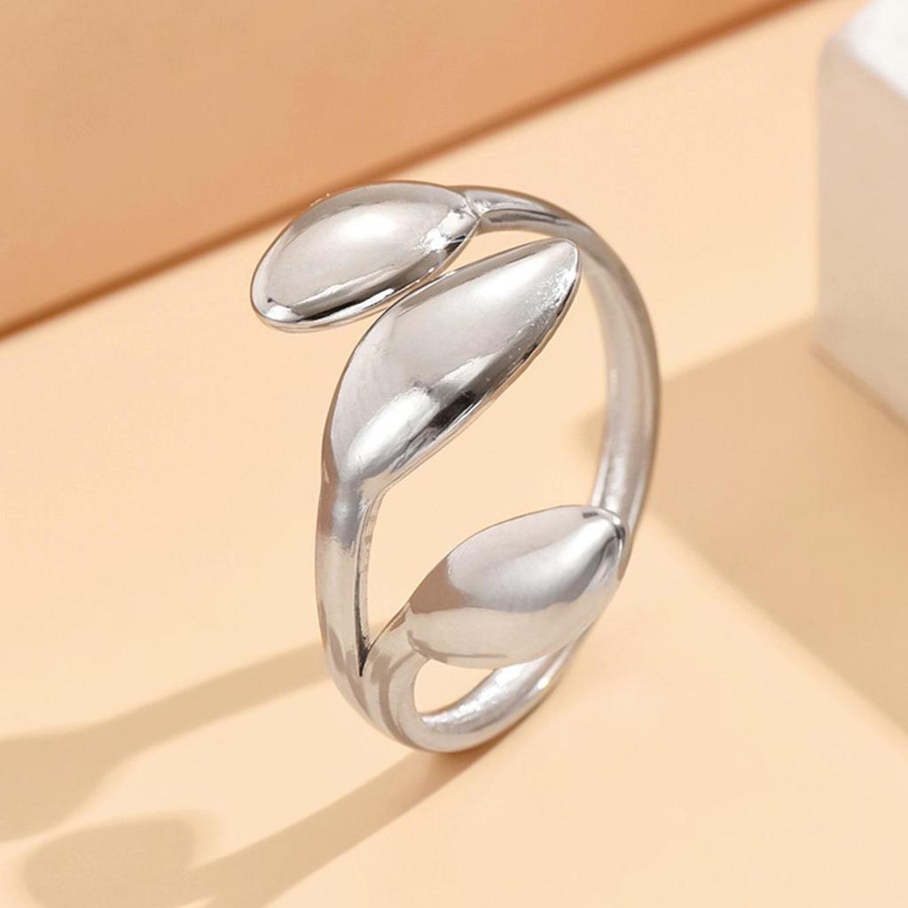 Gold-Plated Adjustable Leaf Stainless Steel Ring - Fashionable Forest Style, Non-Fading, Sweet & Cool Design