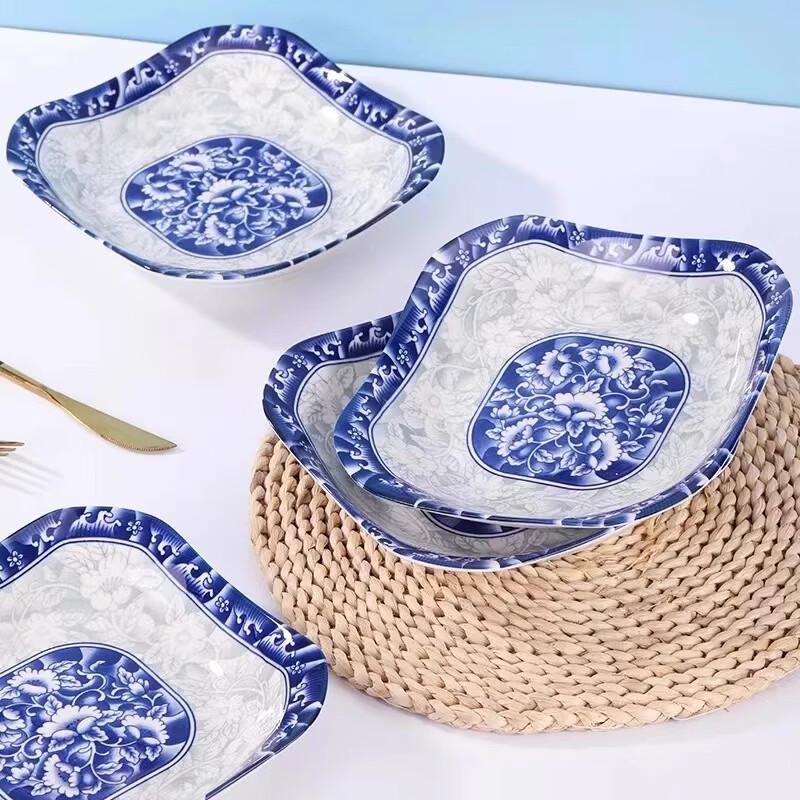 ZISIZ Blue and White Porcelain Square Dinner Plate