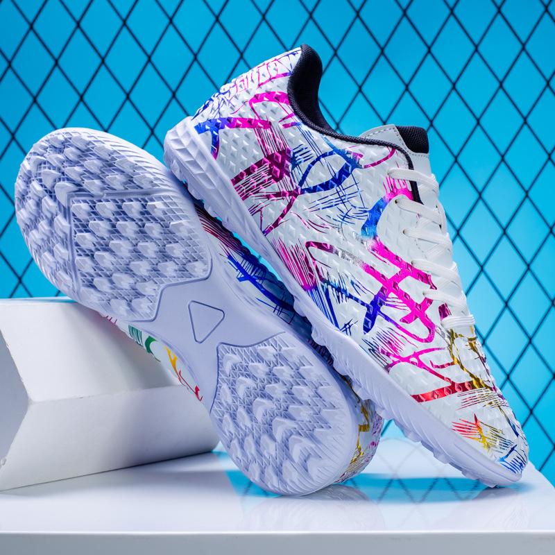 Children's Football Shoes Broken Nails Low-top New Student Professional Training Shoes Football Shoes