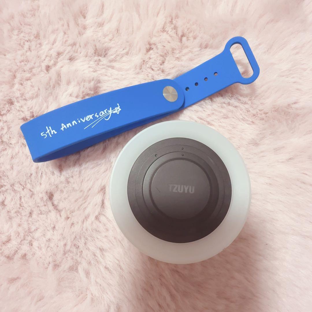 

[Б/У] TWICE Световой браслет 5-летие Цзыюй