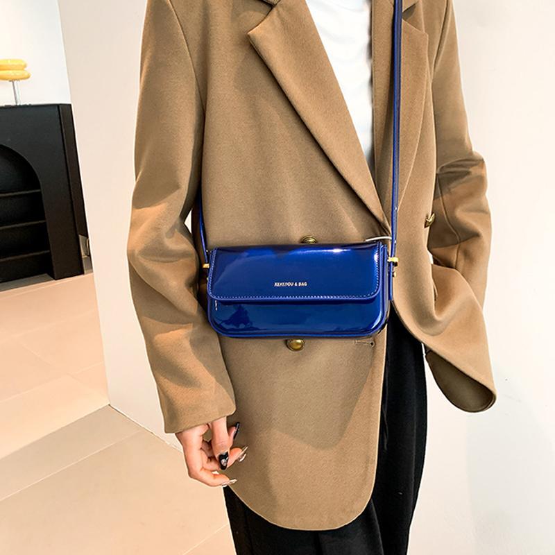Women Exquisite Crossbody Bag Large Capacity PU Leather Vintage Sling Bag Adjustable Strap Fashion Shoulder Bag Retro Armpit Bag CLE