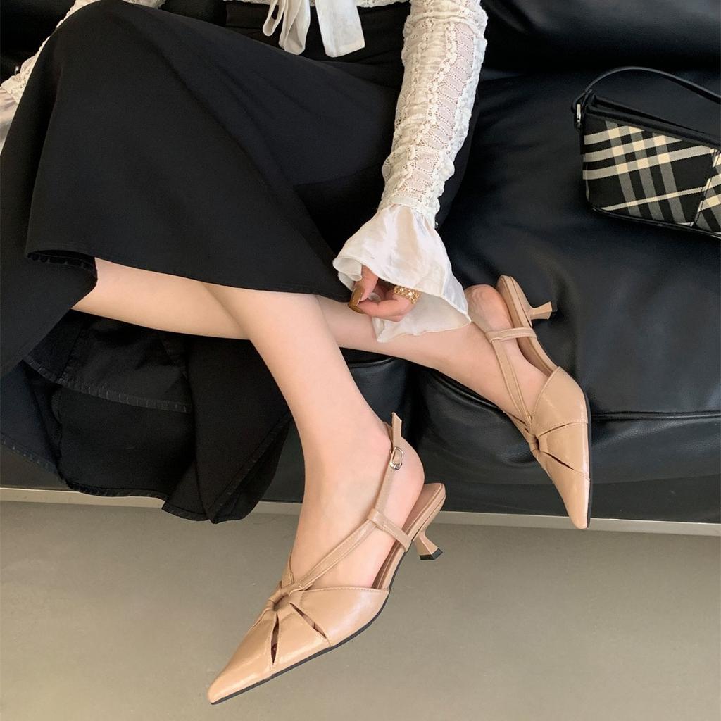 2025 autumn new French one-word buckle pointed head rear empty shallow mouth flat bottom cat heel bag head sandals women's summer