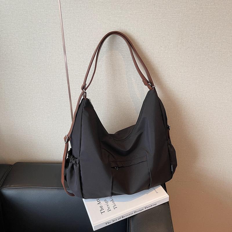 

New Women s Korean Style Travel Messenger Bag - Large Capacity, Fashionable, Casual, Yoga Sports Shoulder Bag