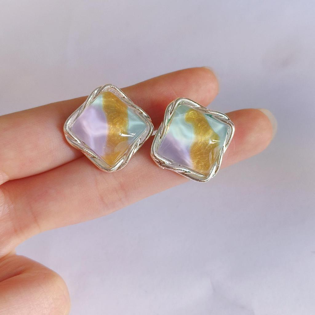 Trendy Summer Ocean Jelly Color Square Earrings for Women - Light Luxury, High-End Unique Design.