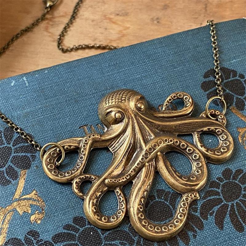 Fashion Octopus Pendant Necklace With Cross Chain For Men And Women