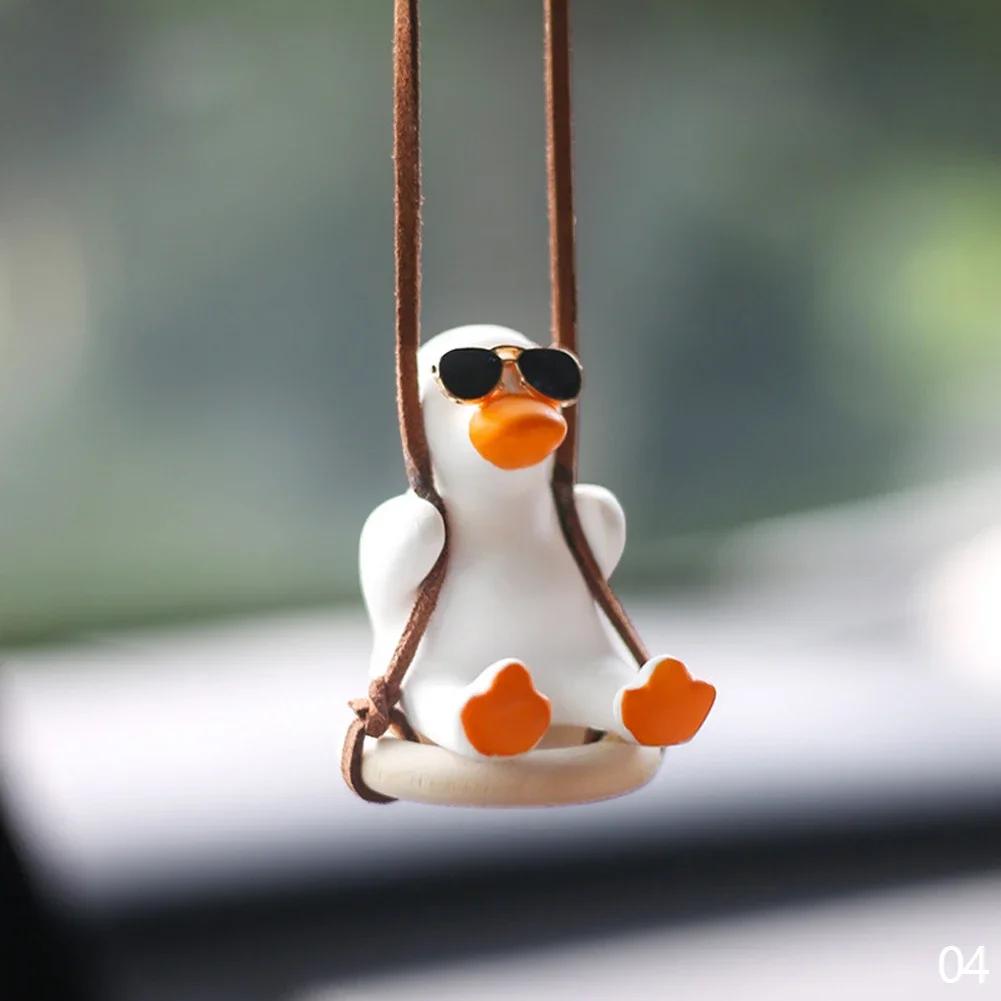 Auto-Anhänger, niedliche Anime-kleine Ente, Schaukel, Auto-Rückspiegel, hängende Ornamente, Innendekoration, Zubehör für Mädchen, Geschenke