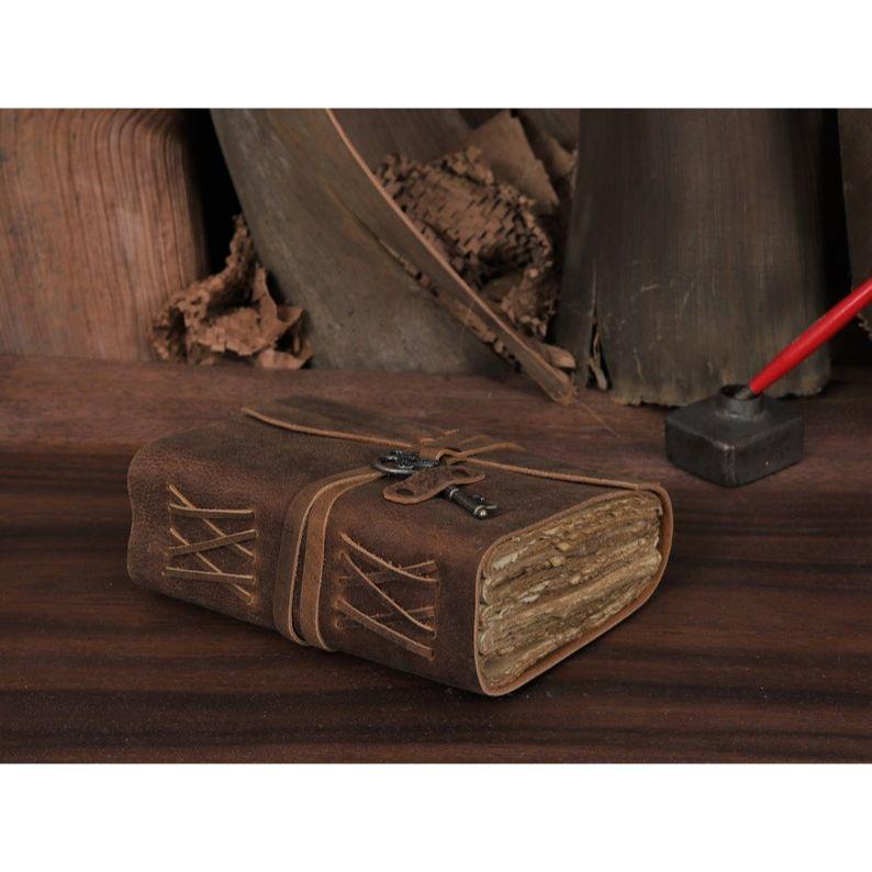 Deník Starožitný, ručně vyrobený, kožený vázaný žurnál s okrajem Papír 7, Hnědý kožený žurnál, Kožený diář - Zápisník