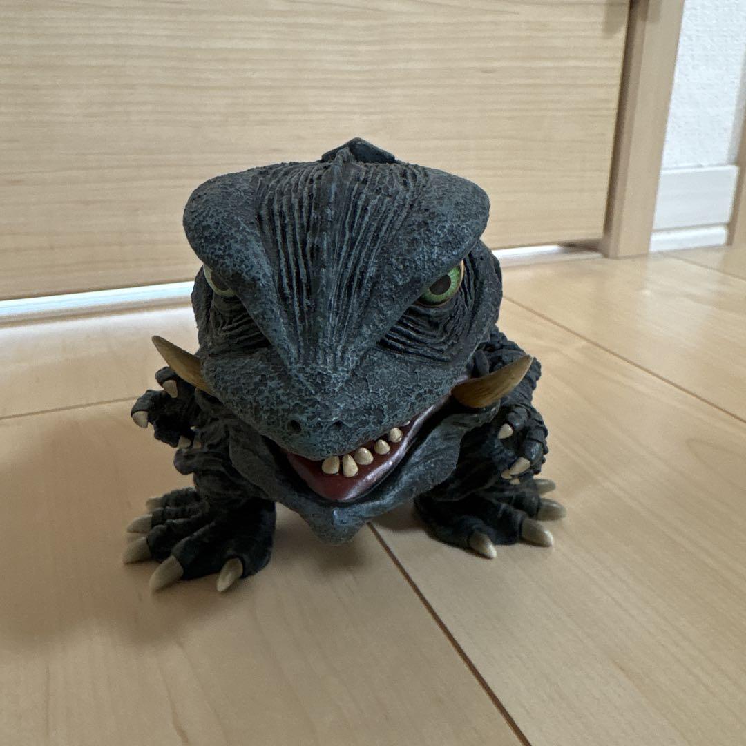 

[Б/У] Defo-Real Гамера 1995