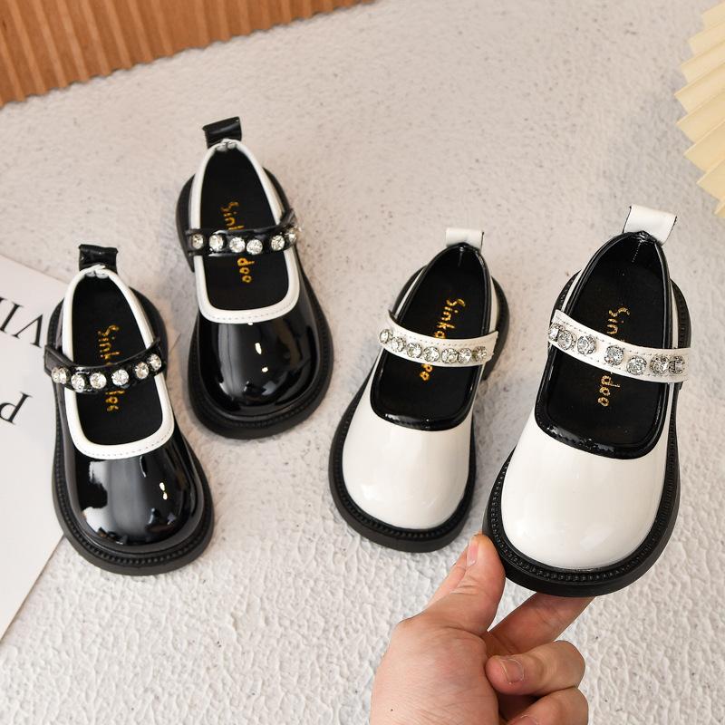 Girls shoes children's real soft leather princess shoes 2025 new girls spring and autumn soft-soled small leather shoes black single shoes