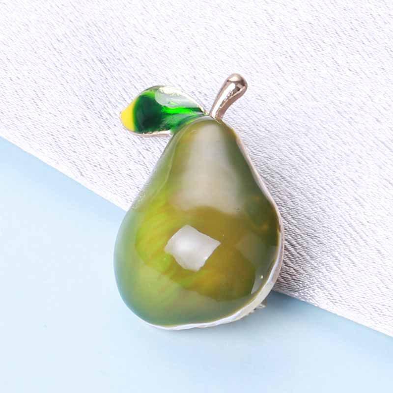 SKEDS Cute Pear Exquisite Trendy Women Brooches Pins Fashion Fruit Metal Jewelry Enamel Pin Party Clothing Badges Corsage Gift