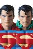 MAFEX Superman HUSH Action Figur Gelenkig Sammlerstück mit rotem Umhang Version. Figur, [Gebraucht]