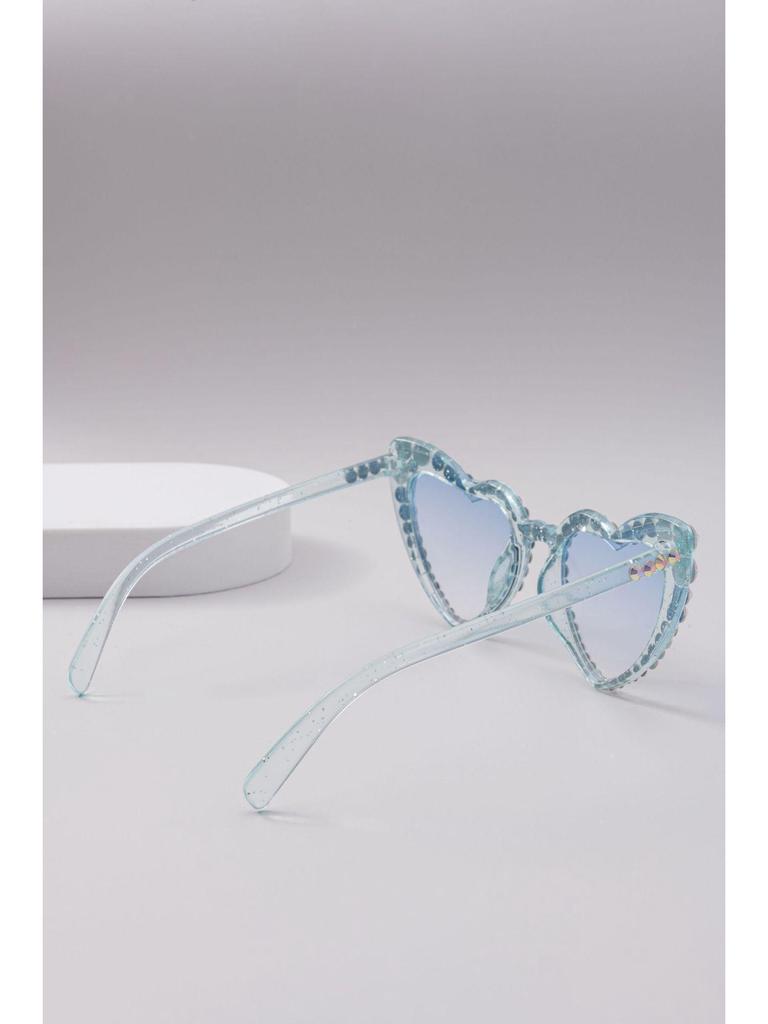 Heart-Shaped Rhinestone Sunglasses: Cute Pointed Diamond Handmade Design for Women