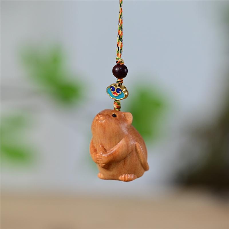 Thuja Twelve Zodiac Carving Wooden Pendant Chinese Zodiac Wood Carving Figurines Bag Decoration Gifts for Family Couple