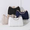 Pochette de soirée élégante en polyester avec plis ornés pour événements formels