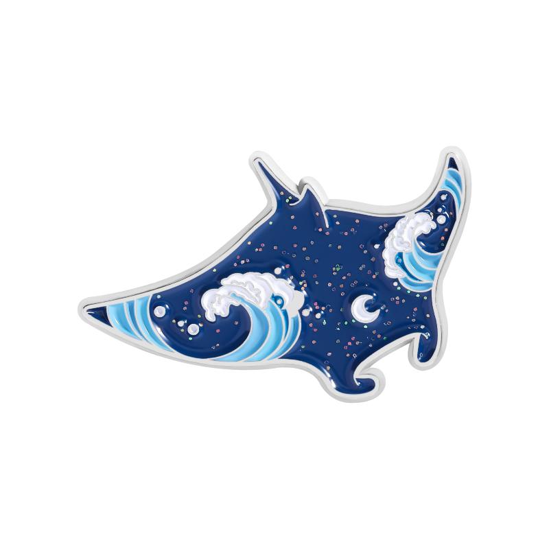 Traveling In Deep Sea Enamel Pins Shark Manta Fish Brooches Lapel Badges Clothes Ocean Animal Jewelry Gift for Kids Friends