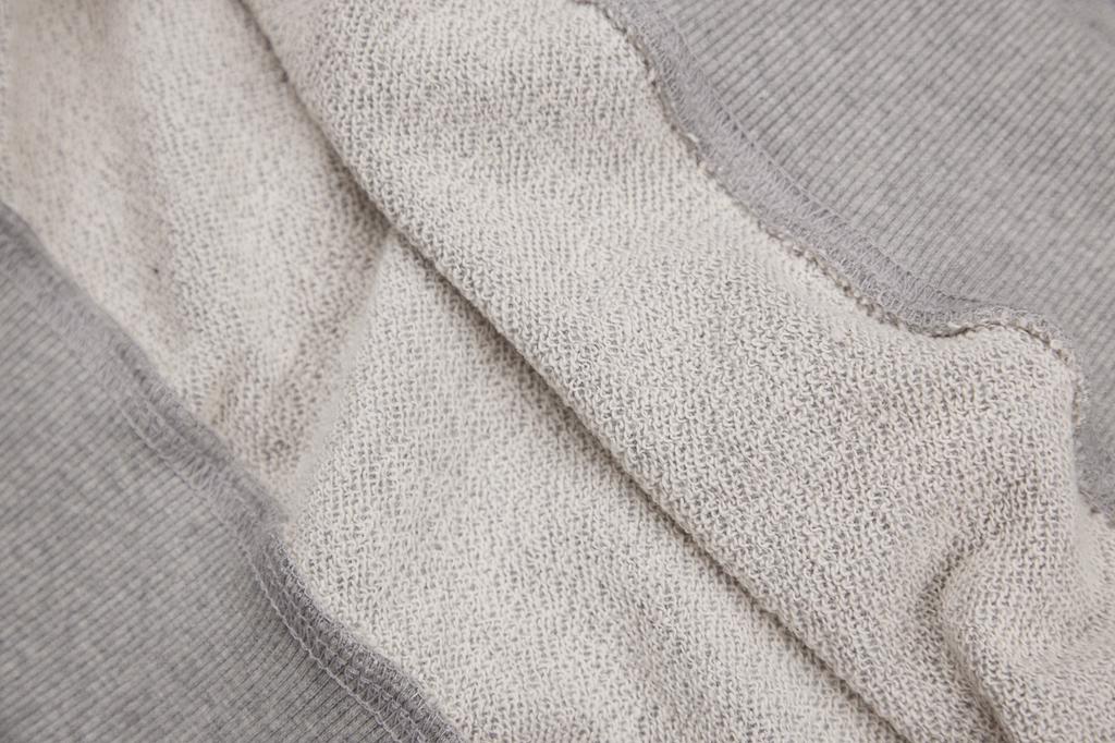 CREAM SODA LAB Human Highlight Fire Sweatshirt Gray Red