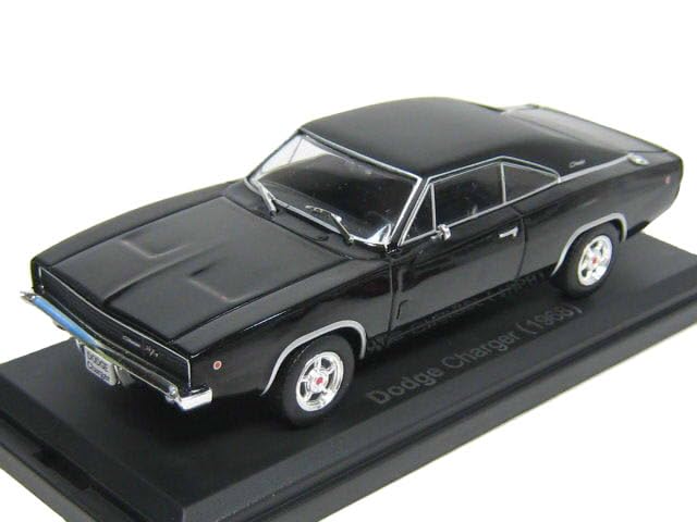 

Масштаб IXO Chrysler Dodge Charger 1968 Черный 1/43 чёрный