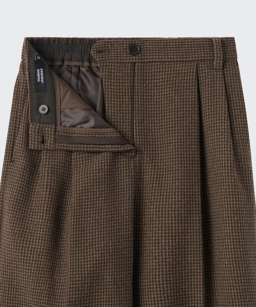 MUSINSA STANDARD WOMAN Women'S Houndstooth Check Two-Tuck Wide Elastic Waist Slacks [Brown]