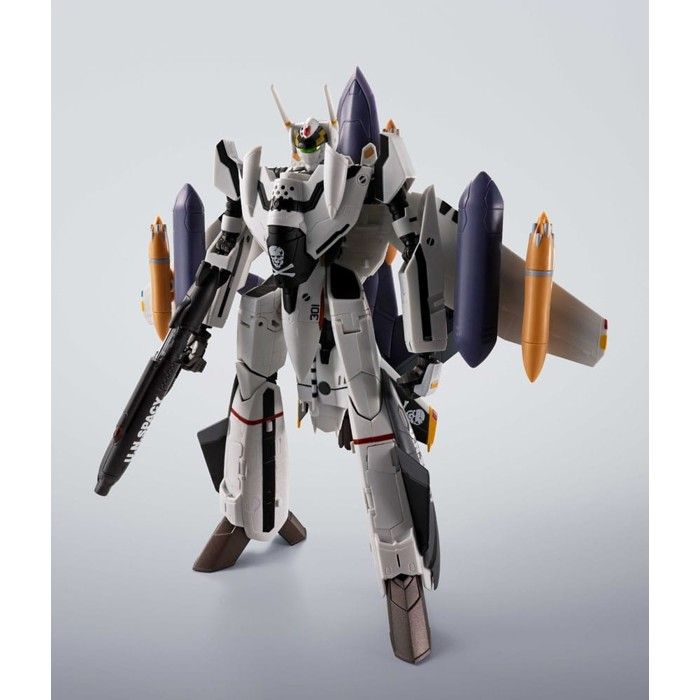 Bandai Tamashii Nations - Macross - Figurine Hi-Metal R Chogokin VF-0S Phoenix (Roy Focker Use) & QF-2200D-B Ghost Set 14 cm