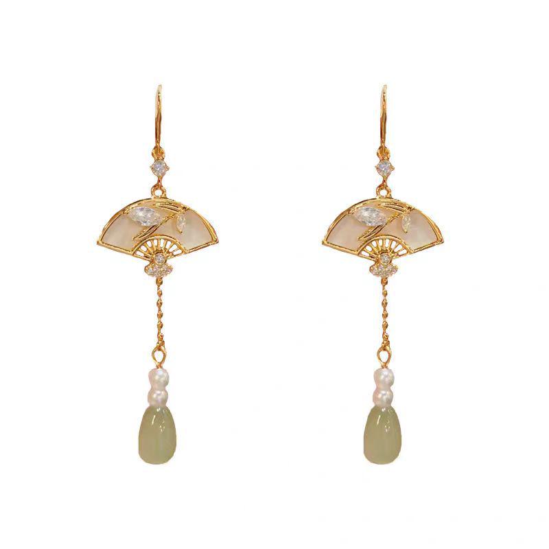 Elegant Chinese Style Tassel Fan Earrings - Unique Retro Design