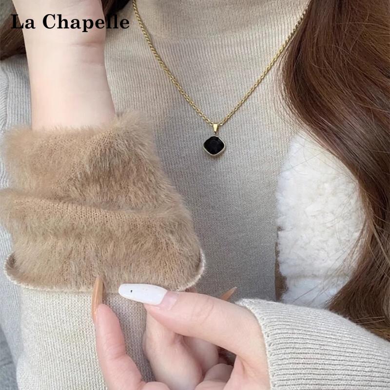 

La Chapelle Women s Semi-High Neck Thickened Fleece Knit Sweater One Size