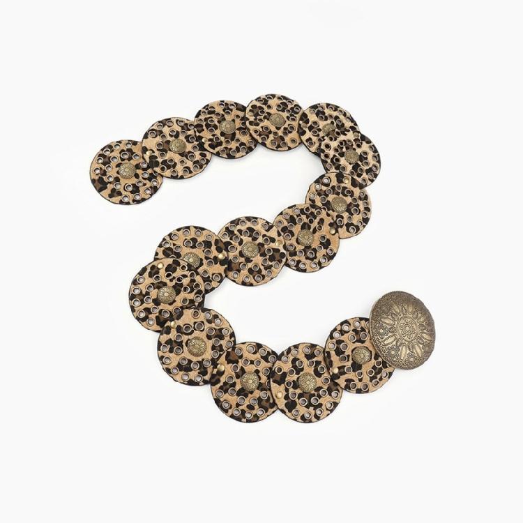 Engraved Buckle Round Disc Belt for Women Goth Waist Belt 2000s Hollowout PU Belt for Teens Girl Western Cowboy Waistband