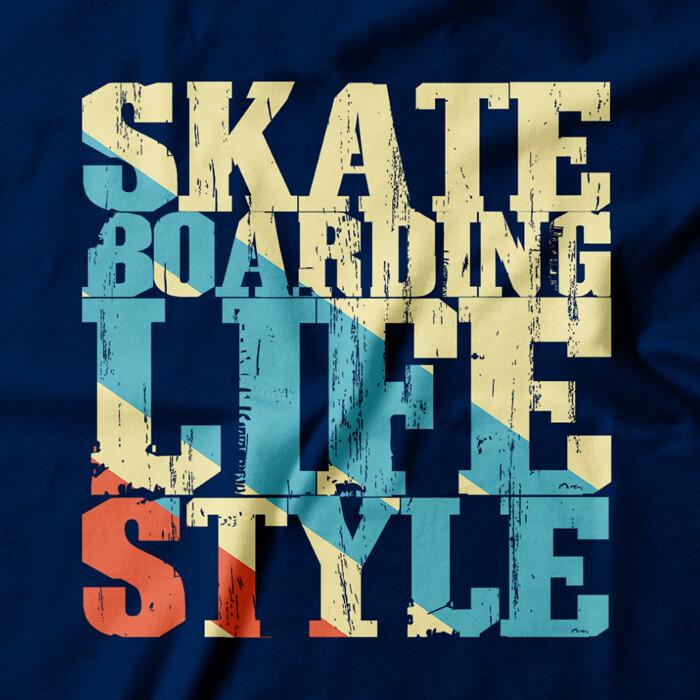 

Skateboarding Lifestyle T-shirt | snowboard surf skateboard vans | men women Unisex T-Shirt L