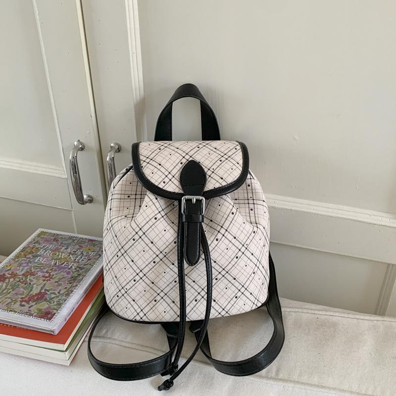 

Корейская версия нишевого женского рюкзака 2025 новый повседневный женский рюкзак в клетку для работы и путешествий