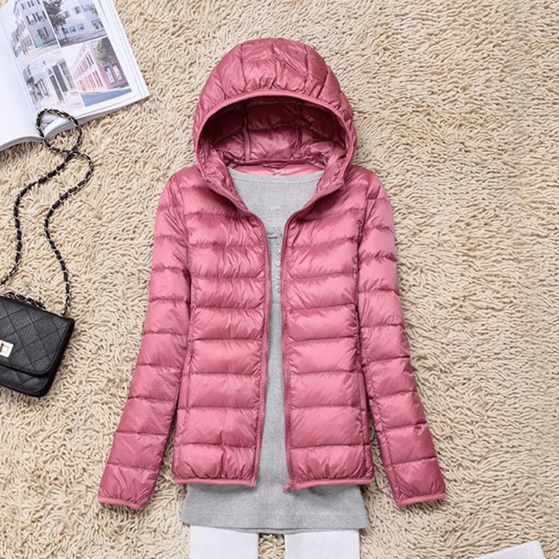 Giacca trapuntata bianca leggera con cappuccio da donna per l'inverno, per uso quotidiano