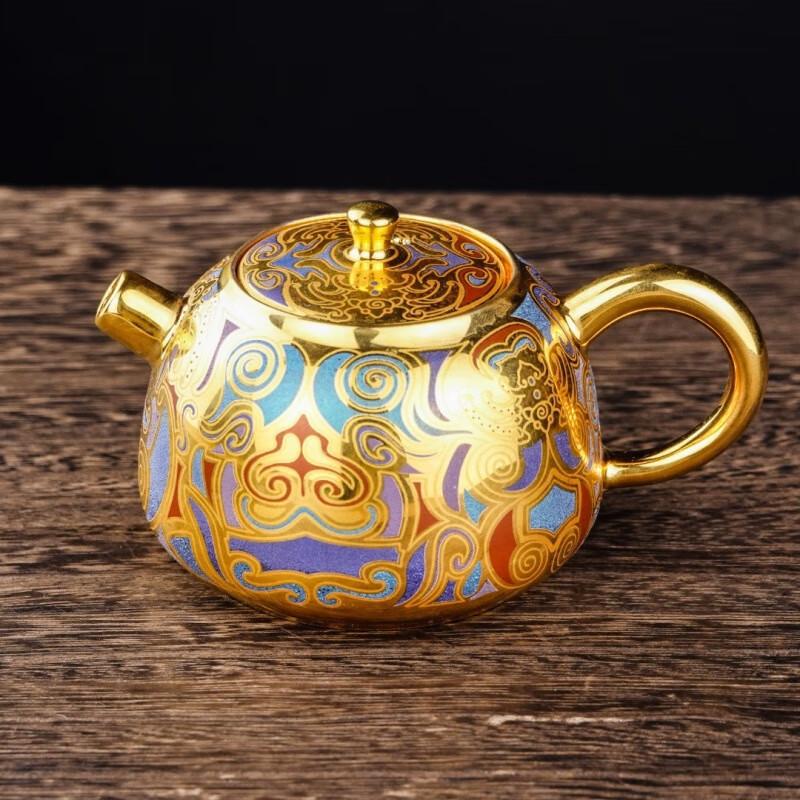 

Chaxun Silver Kung Fu Teapot with Gold Inlay