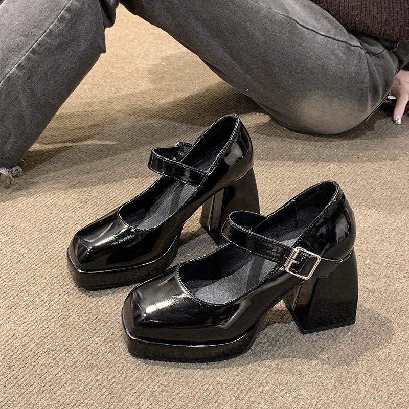 Mary Jane shoes thick heel waterproof platform thick sole heightening Japanese Spice Girl patent leather black temperament French high heel small lea