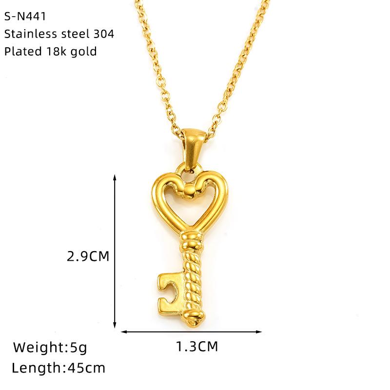 Simple Love Key Necklace Female Shell Starfish Necklace Trend Titanium Steel Collarbone Chain