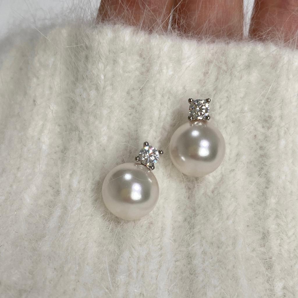 Inlaid Diamond Pearl Stud Earrings Women's Temperament Senior Sense Small Bulb Design Autumn Winter Everyday Ear Jewelry