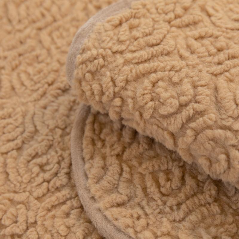 Warm Tutu Fleece Sofa Cushion  New Winter Thickened Plush Cushion Non-Slip Leather Sofa Cover Cover