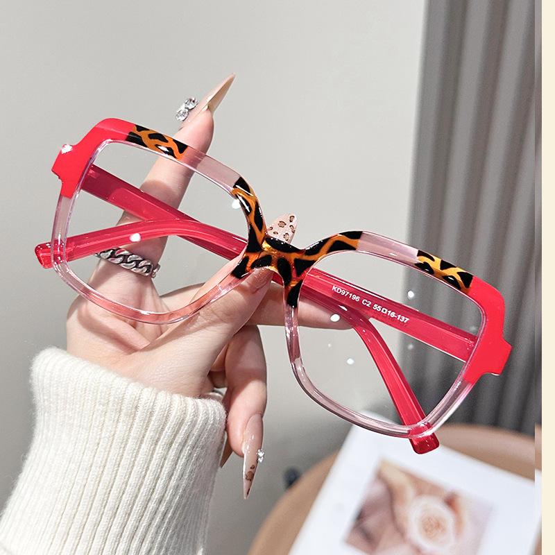 New Fashionable HD Anti Blue Light Glasses Men's and Women's Square Ultra Light Contrast Color Glasses Frame