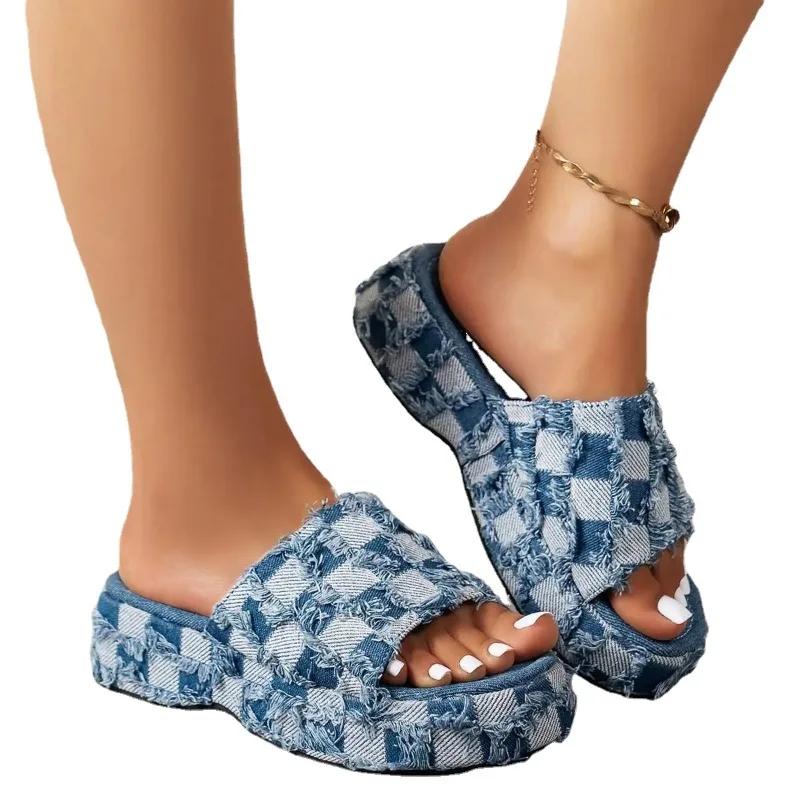 Sommer Damen Neue Dickbesohlte Jeanssandalen Persönlichkeit Europäischer und Amerikanischer Stil Große Größe 43 Exklusives Designerdesign