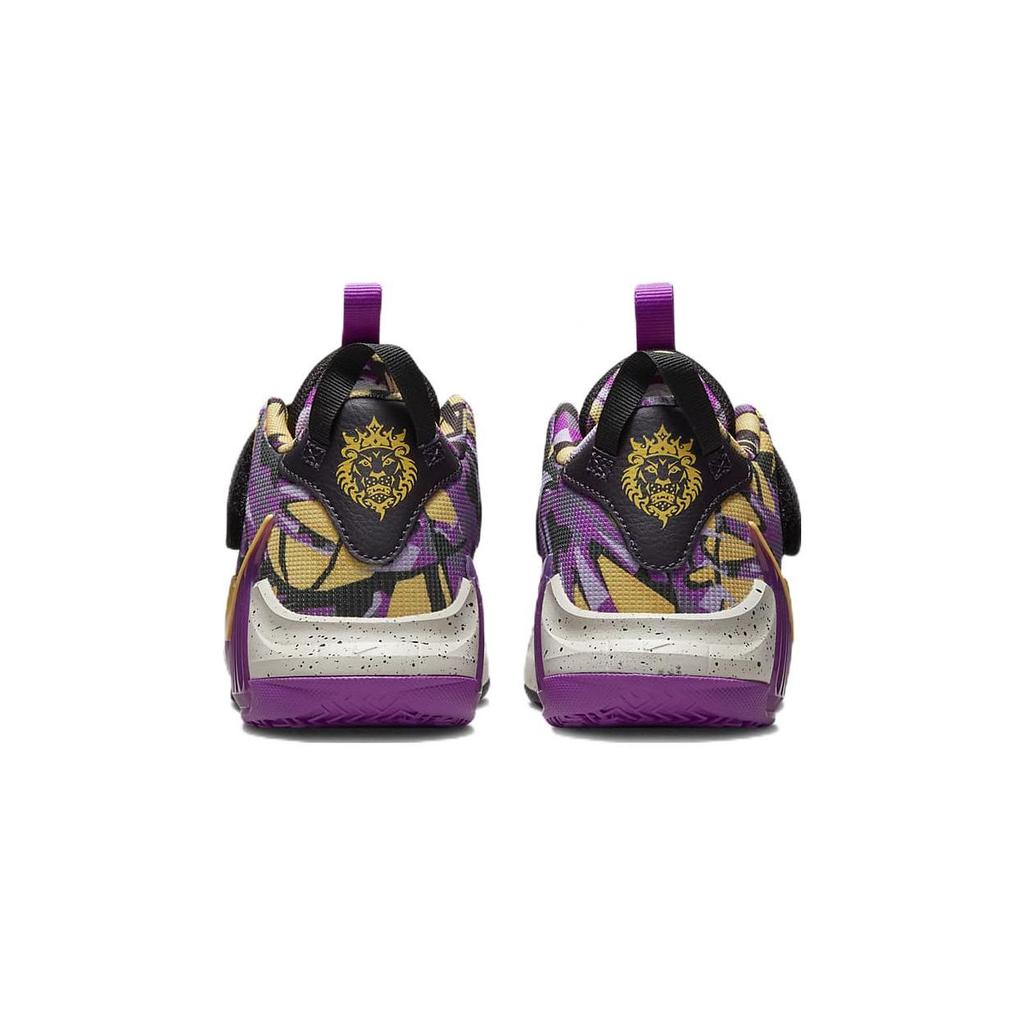Nike LeBron Witness 7 SE PS Lakers Graffiti Scarpe da Ginnastica per Bambini Viola Nero Viola Grotta FD0210-001