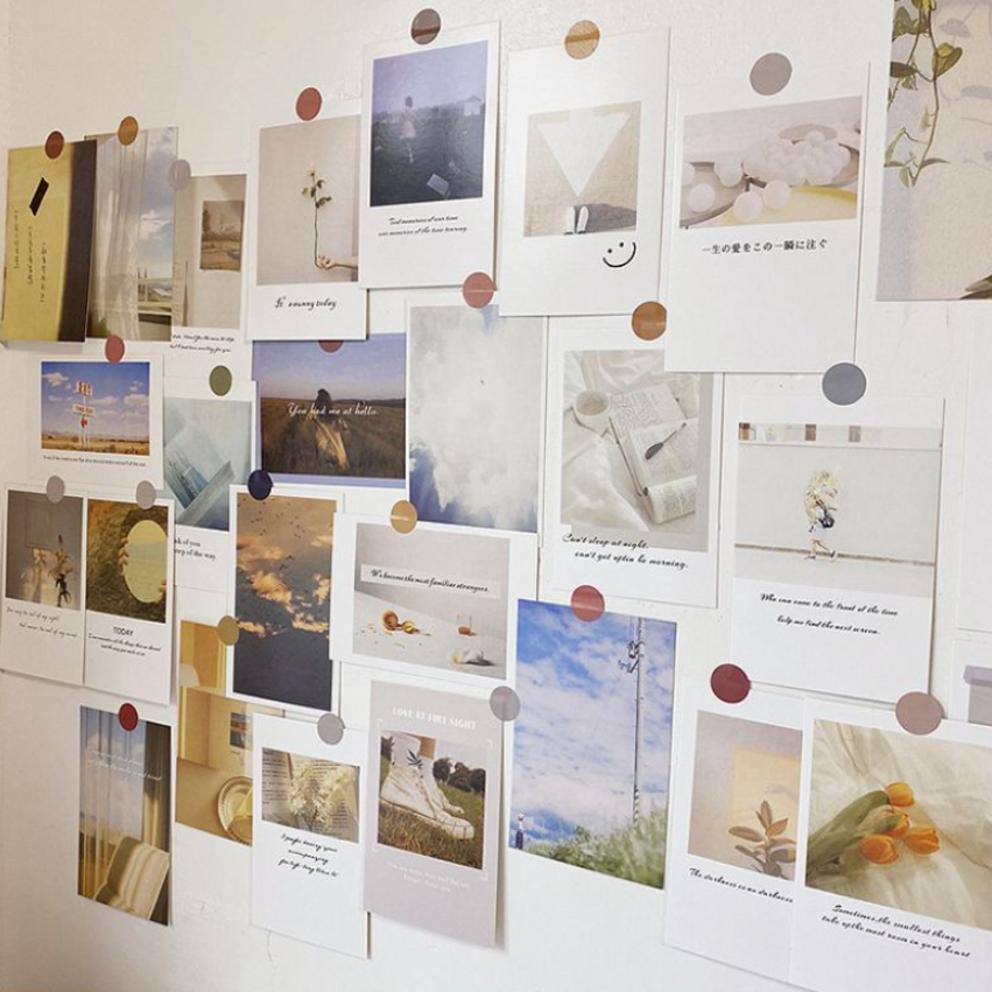 Set of 30 emotional card photos