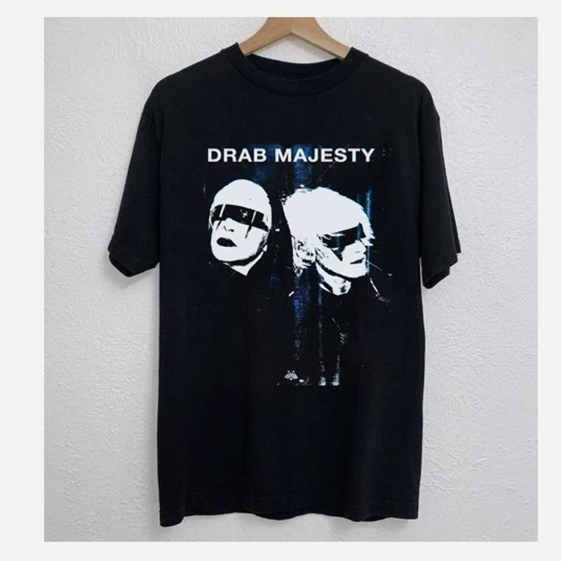 T-shirt Nera Drab Majesty Membro della Band Tutte le Taglie
