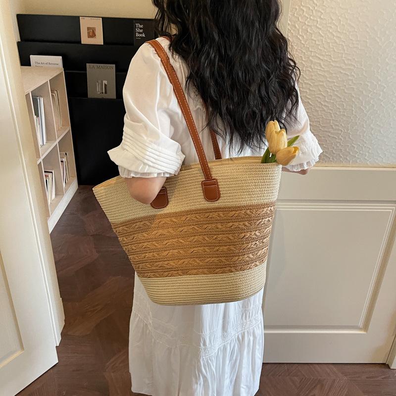 Handwoven Straw Tote Bag with Leather Handles Woven Pattern Summer Beach Bag Casual Everyday Use