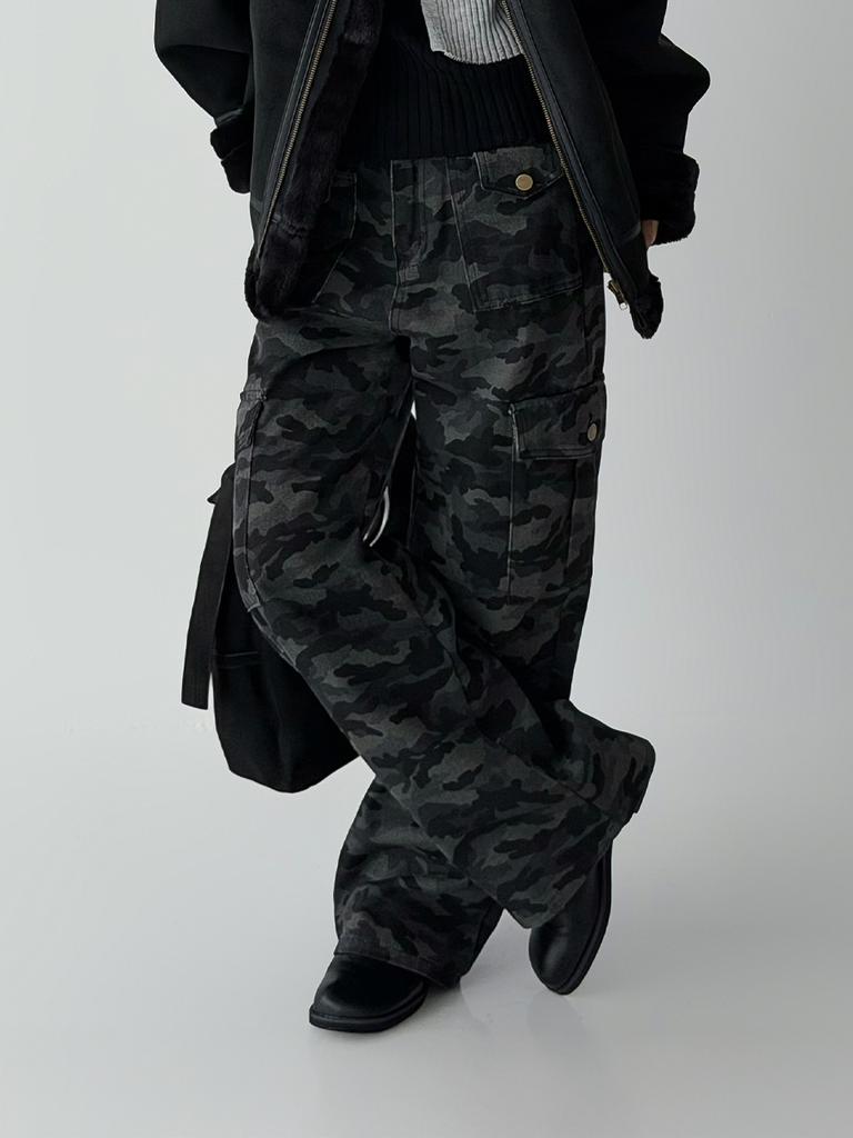 THE GREEN LAB Camo Military Cargo Pants [Camo Black]