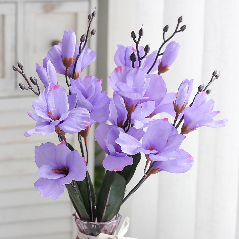 A Single 5-pronged 20-head Artificial Magnolia Flower Home Decoration Piece, Plastic Artificial Flower Shooting Prop