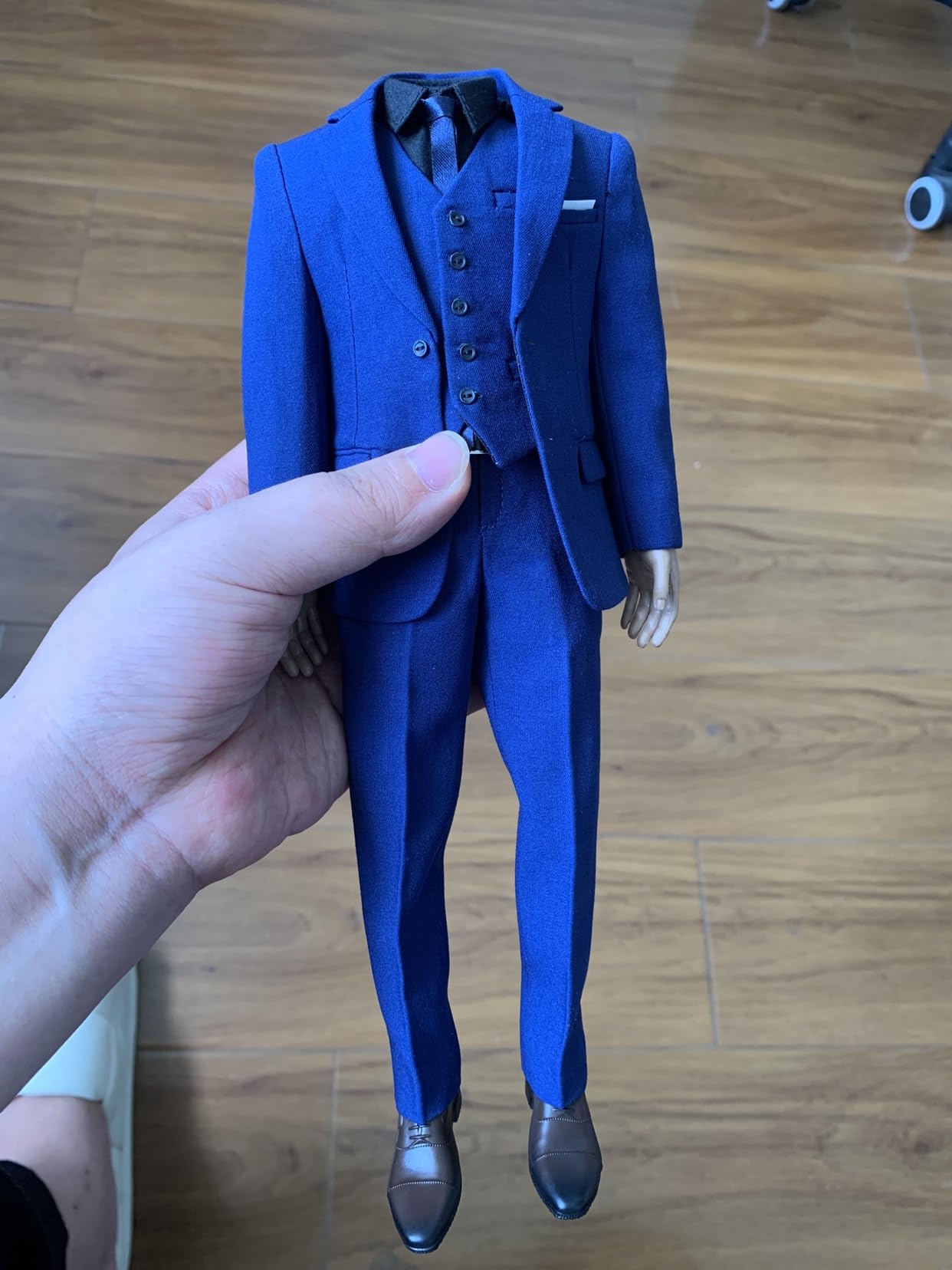 

1/6 scale figure accessories/Men s gentleman s suit, banquet dress, evening dress (head and body not included) Blue