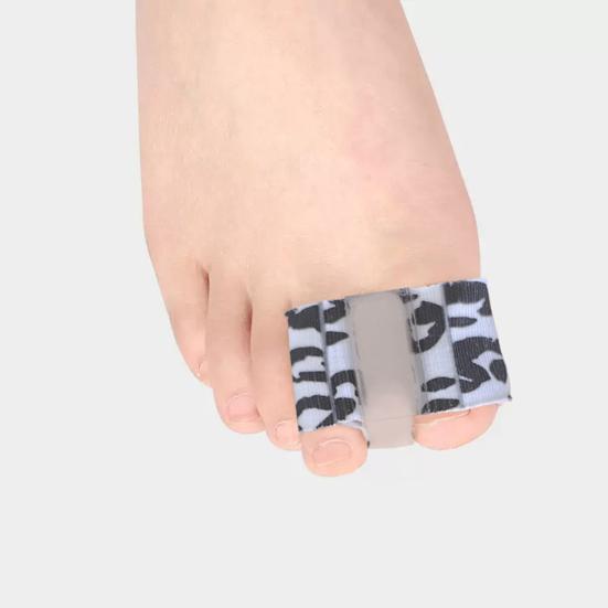 2Pcs Breathable Toe Spacers Flexible Bunion Relief Pads Double-ring Toe Separators Comfortable Toe Splints for Day Night Wear