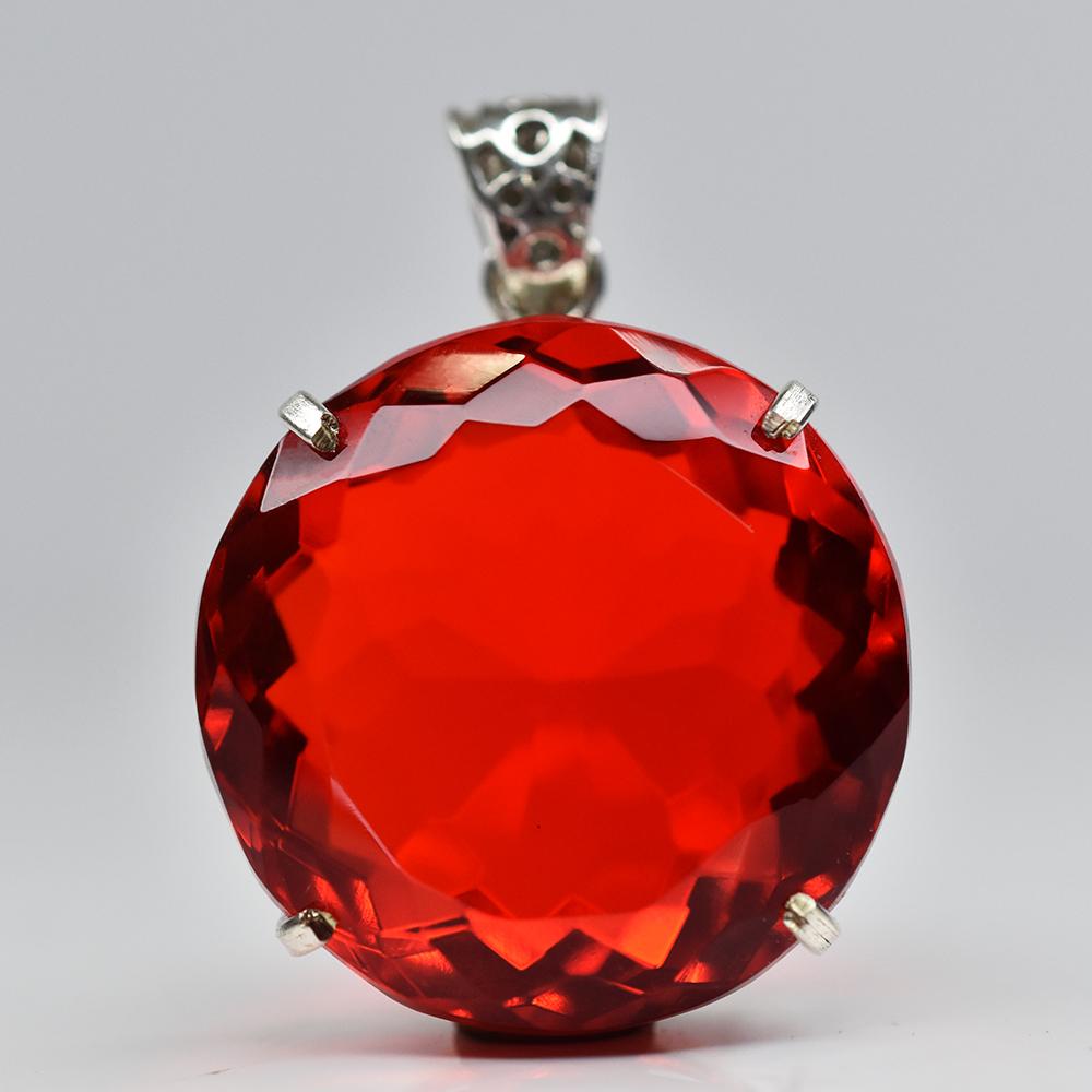 Laborgezüchteter Roter Rubin 149 Karat Rundschliff Zertifizierte Edelsteine 925 Sterlingsilber Anhänger MY.PD-86-NS