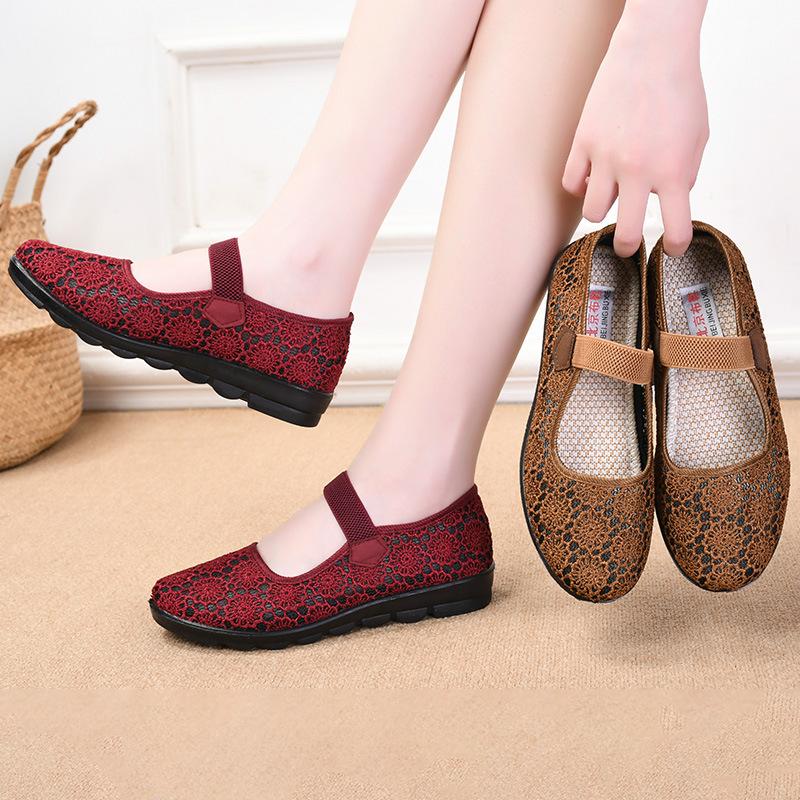 Summer old Beijing cloth shoes women's mesh shoes breathable grandma shoes hollow shallow mouth flat bottom mother shoes one pedal old man shoes
