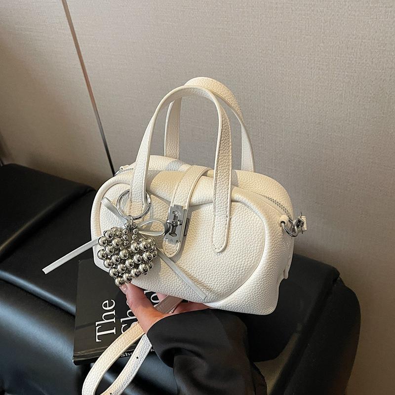 Exquisite Small Bag Women's New Summer Versatile Messenger Bag Fashionable Popular Pillow Bag