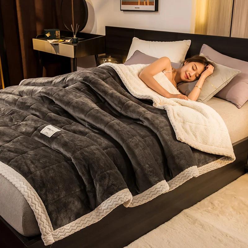 Coral Fleece Autumn Winter Warm Blankets For Bed 3 Layers Thicken Flannel Blanket Quilt Soft Comfortable Warmth Quilts Washable